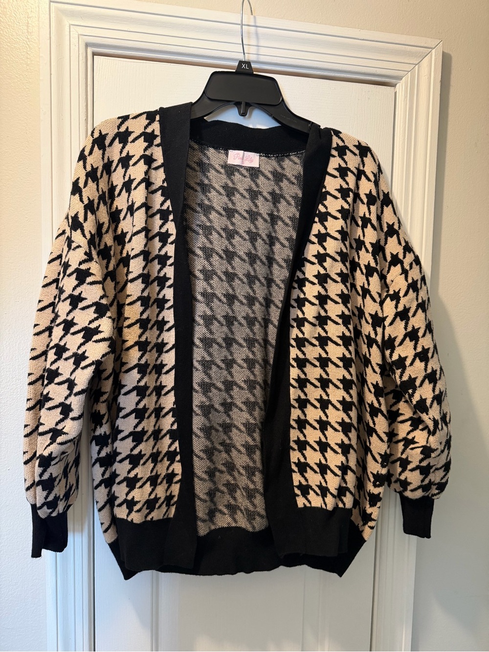 Pink Lily Black and Cream Houndstooth Open Cardigan